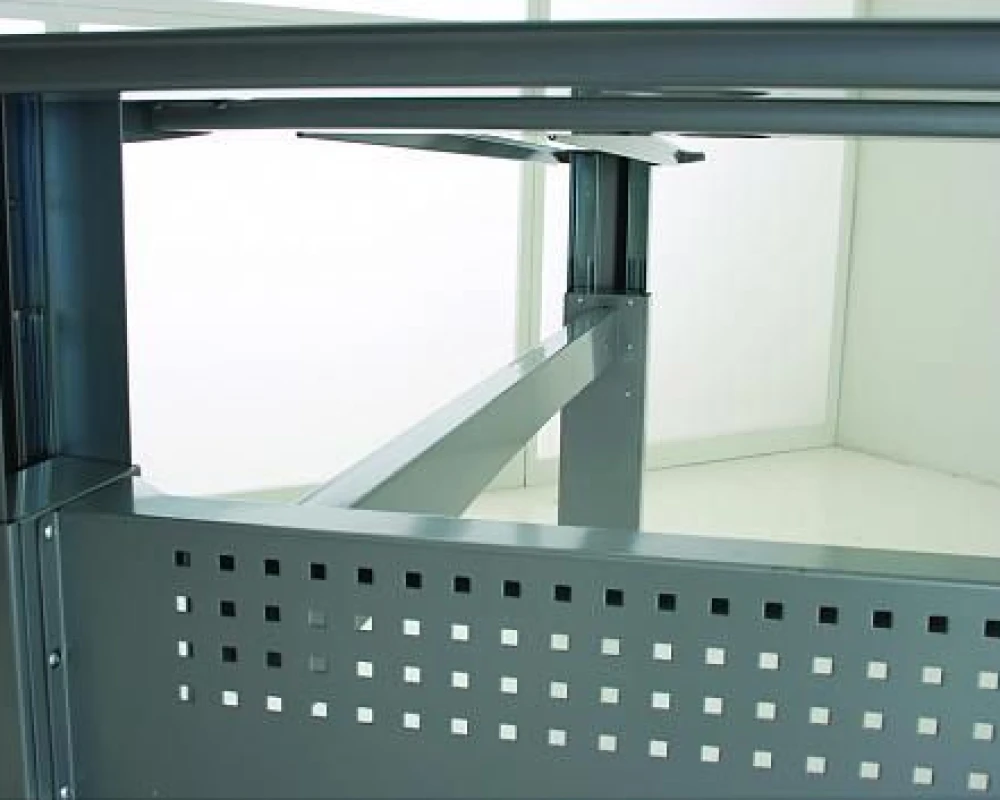 Стол Ergostol Strateg