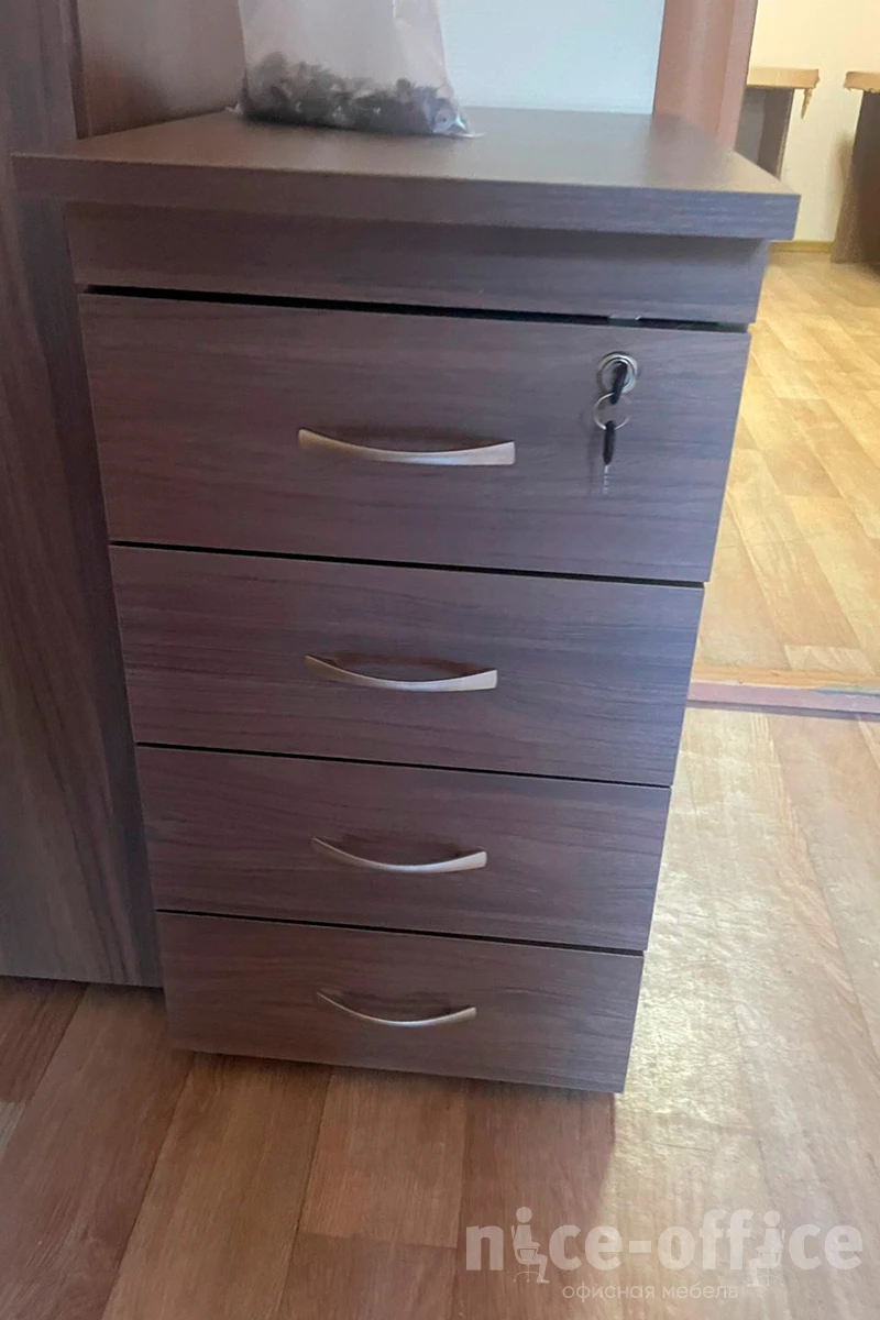 Мебель для персонала Агат фото в интерьере 1